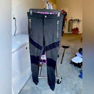 Gray and black gap pants size small. zippers on bottom
